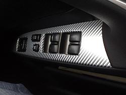 Sliver carbon fiber interior trim-20100329665.jpg