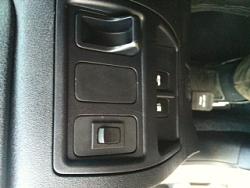iphone ashtray mount and navigation over ride pictures-photo-5.jpg