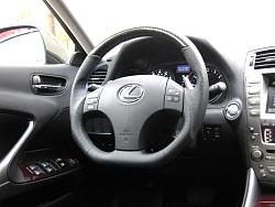 Sportive flat bottom all leather steering wheel for IS Gen II models-black-carbon-installed_01.jpg