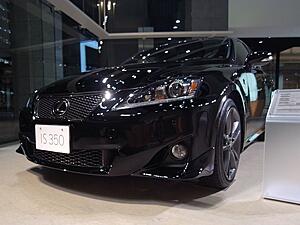 2011 LEXUS IS facelift-7426l.jpg