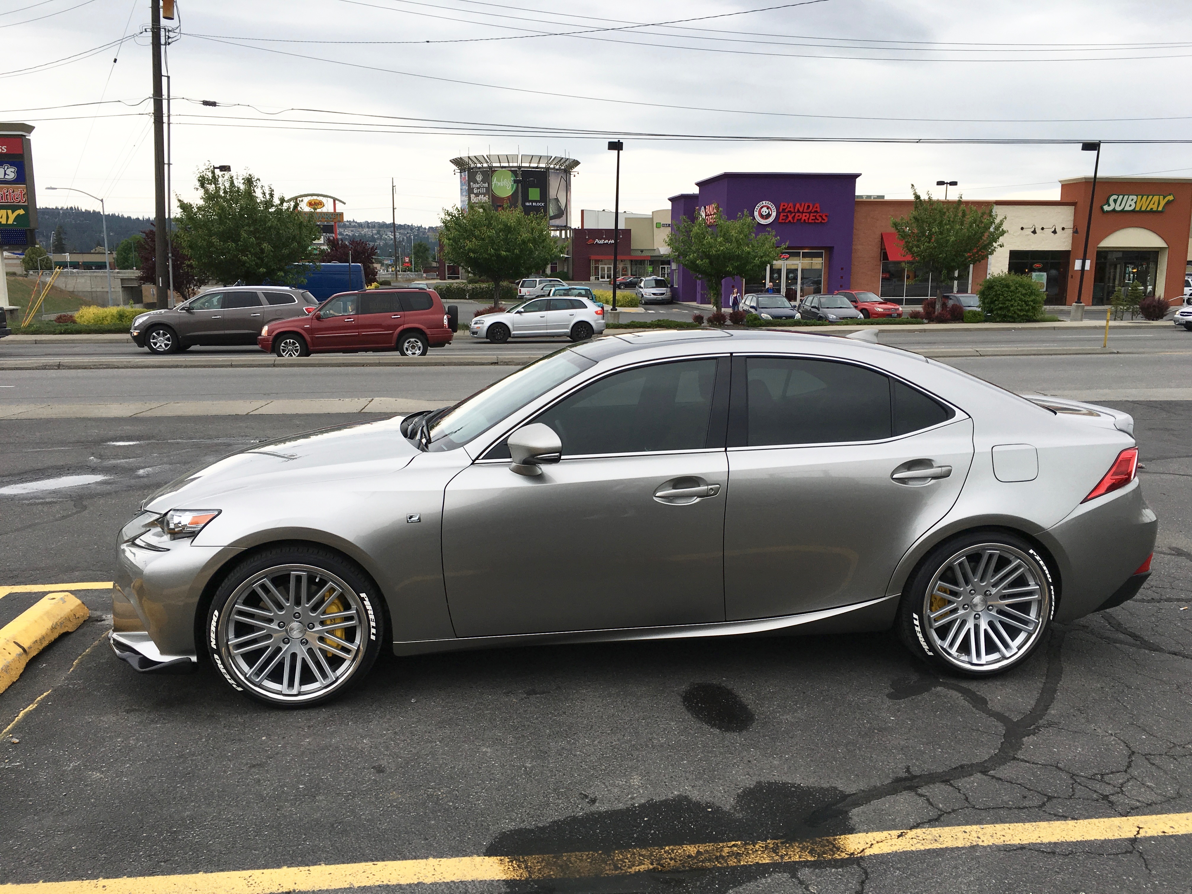 Caliper Paint Job : r/LexusIS