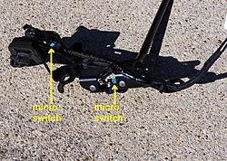 convertible top problem-10is_top-mechanism-2.jpg