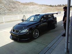 Lexus IS-F Discontinued-black-ccsr-2.jpg