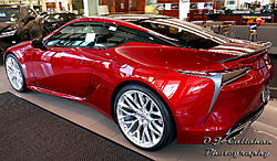 LC on aftermarket wheels-18lexuslc500_50193n.jpg