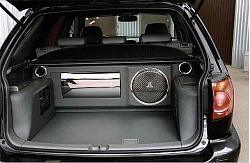 pics of THE best car audio install I've seen in the RX300-center.jpg