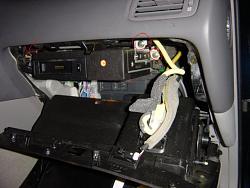 Removing CD changer from glove compartment-dsc00850.jpg