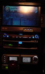 Pioneer AVH-P7500 Touchscreen Unit Review-inside_nite.jpg