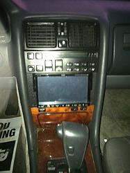 FS 1991 Lexus LS400-interiorlsconsole.jpg