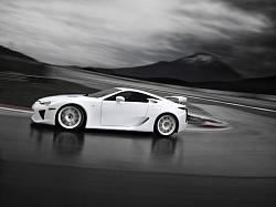 This is something cool that the LF-A has that Ferrari doesn't have-official-lexus-lfa-photos-1.jpg