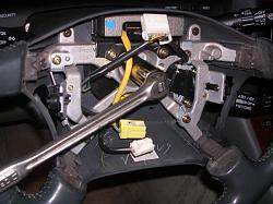 Im swapping steering wheels today !! 98 LS400-dscn1735.jpg