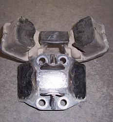 motor mounts-trannym.jpg