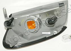 Driver side turnsignal bulb replacement-1998-2000-ls400-front-turn-signal-back-view.jpg