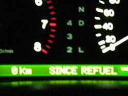 Wow LS430'S!-false-signal-of-refuel.jpg