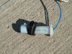 1996 LS: Plug the Windshield Sensor hole with rubber stopper-3.jpg