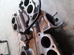 JDM Upper intake man. has fuel line ?!!?!?!?!?!? PLZ VIEW PICTURES-cam00017.jpg