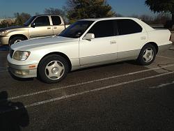 And now to have some fun, 98 LS400 in the garage-img_0444.jpg