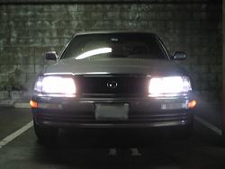 Breaking the yellow glass in the fog lights-before-fog-front.jpg