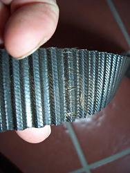 2001 LS430 timing belt change-oldbeltthreads.jpg