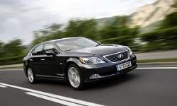 Lexus LS wins Best Luxury Car in Fleet World Honours-116704-1.jpg