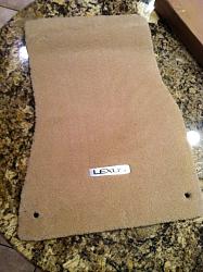 Loving these new premium Lexus floor matts-1175173_556623131039772_1521326516_n.jpg