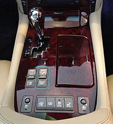 What to Buy?-center-console-ls460l.jpg