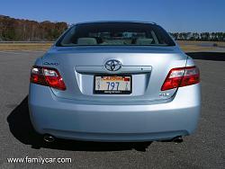 WHY toyota...WHY?-rear-camry.jpg