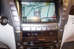 LS460 pix from autoshow-interiorrrrr-small-.jpg