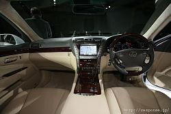 New LS460 Interior shots (warning; HOT!!!)-112480.jpg