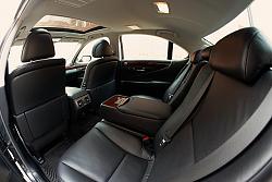 LS460 Photos and Impressions-int2.jpg