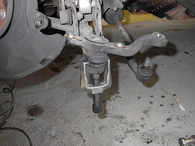 Replace lower ball joints 1998 ford #8