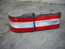 90-94 Red Clear Red Tail Lights-ls400rcrleft.jpg