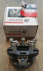 Akata 15mm 5x120 spacers-20160215_165959-1.jpg