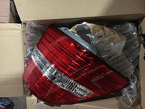 FS:NEW OEM 2004-2006 LS430 left/ drivers side outer taillight-9e9cdfb9-4e8f-40b0-ad4f-6e3fd8500efb.jpeg