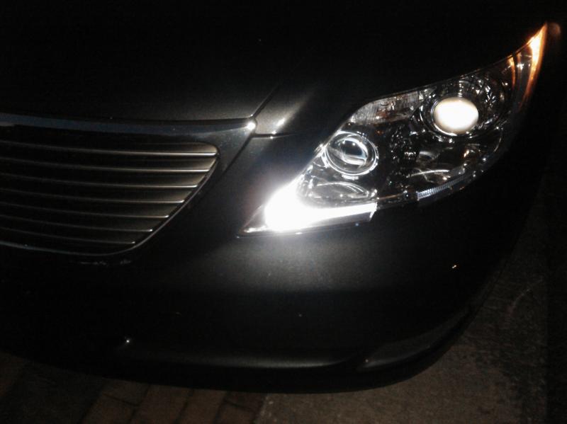 2008 lexus ls460 headlight bulb