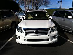 Spotted: 2013 LX 570-photo-2.jpg