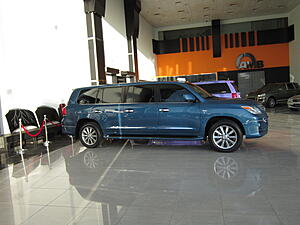 LEXUS LX570 limousine !!-hmcge.jpg