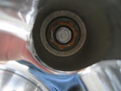 My Lug nut Snapped!-img_1395.jpg