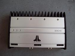 FS - JL Audio 300/4-amp2-2-.jpg