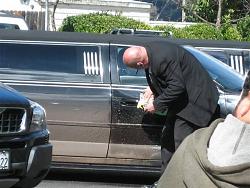 3rd Annual Nor Cal Cruise Aftermath Thread-limo_driver_cleaning.jpg