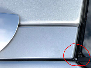 Windshield replacement missing moulding?-img_2977.jpg