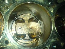 Oily valves and pistons-cyl-2.jpg