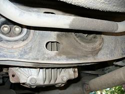 are all transmission mounts created equal?-p1010116-worn-rear-diff-mount.jpg