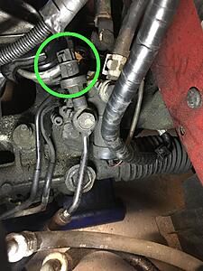 Uplugged power steering connector?-steeringcon.jpg