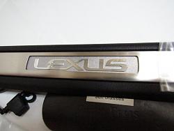 Lexus RC/RCF 2015 Illuminated door sill plates-sill-front.jpg