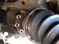 Transfer Case Removal 1999 RX300-mountingbracket2.jpg