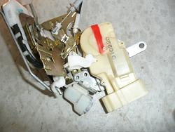 RX300: DIY door lock actuator fix write-up-2001-lexus-rx300-door-lock-actuator-029.jpg