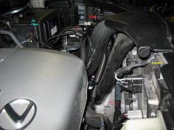 2009 RX 350: What is this tank under the battery-lexus_002.jpg