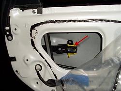 inside door panel removal-handleclip.jpg