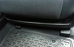 Storage for Unmbella under passenger seat 2013RX-rx_umbrella.jpg