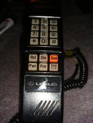 sc400  location pf car phone-sc-phone.jpg